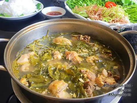 Hình ảnh Lẩu gà lá giang