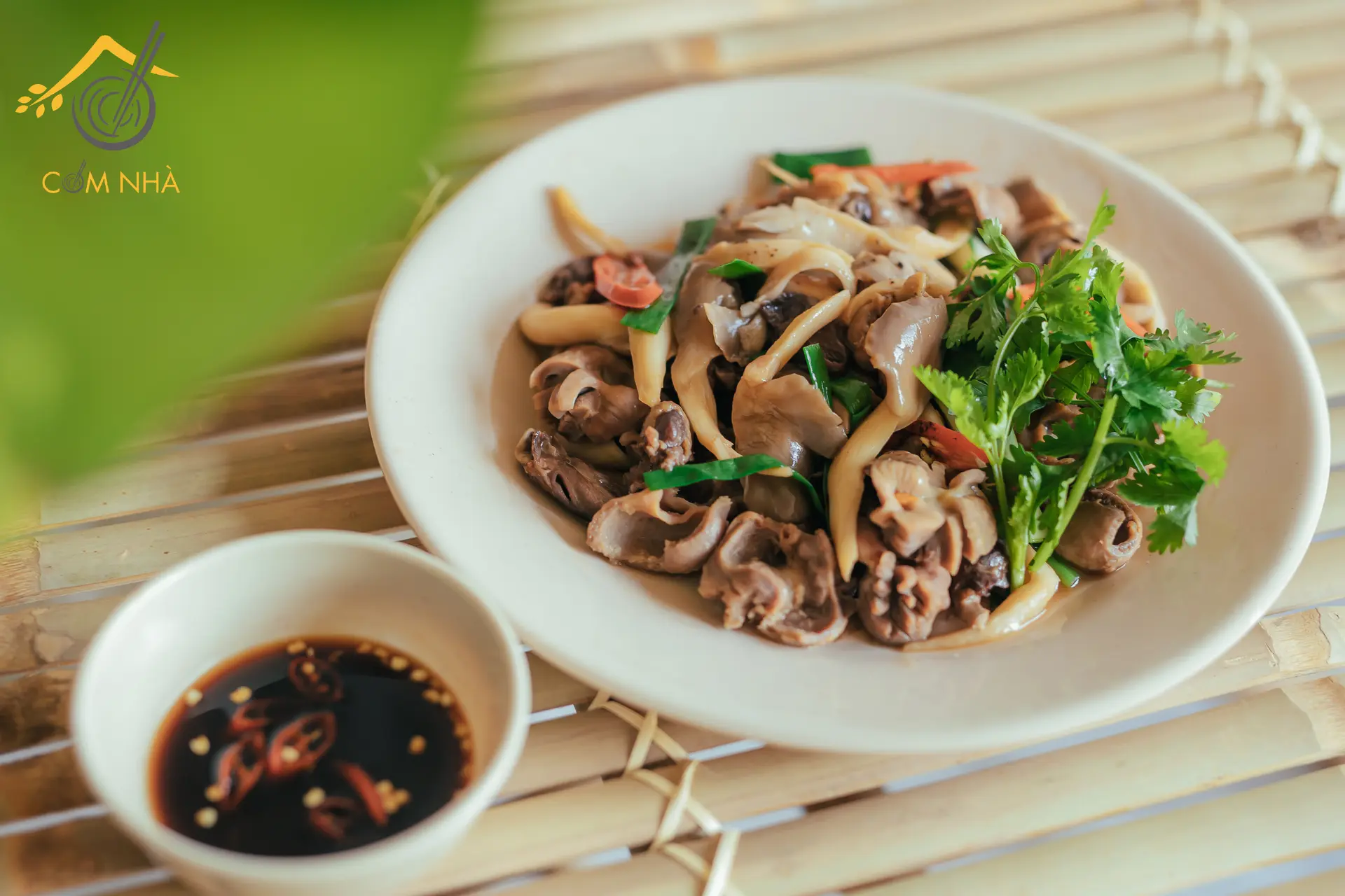 Hình ảnh Lòng Gà Xào Nấm