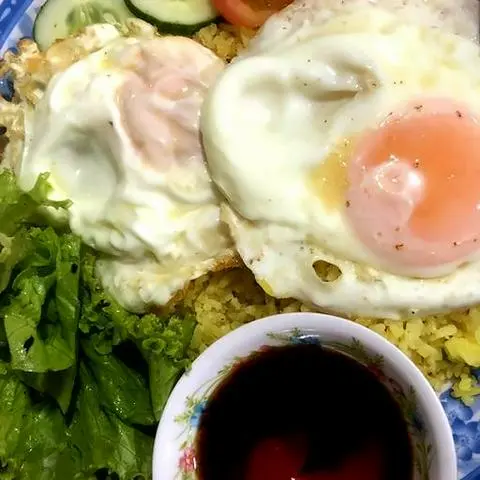 Hình ảnh Cơm chiên trứng ốp la