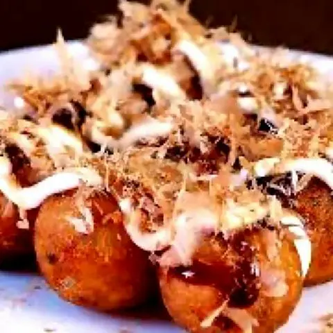 Hình ảnh Takoyaki nhân tôm 8 viên ( 8 shrimp)