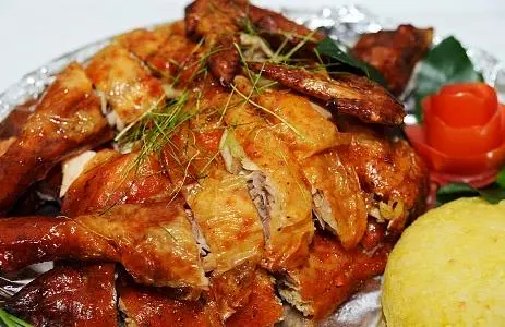 Hình ảnh Gà Nướng Lu - Lá Chanh(kèm 5 bánh bao)
