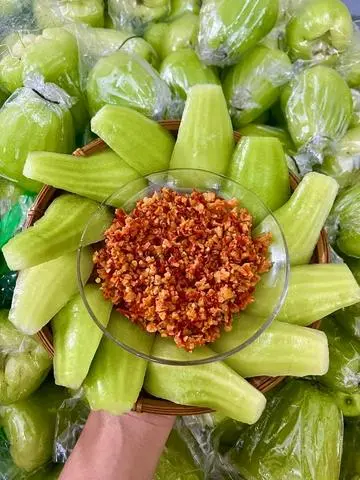 Hình ảnh Mận Tam Hoa 400g - theo mùa