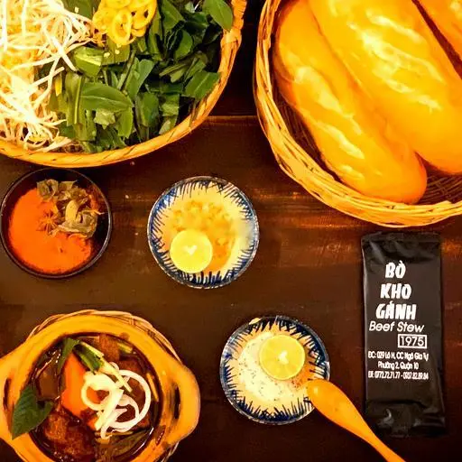 Hình ảnh Bánh mì bò kho
