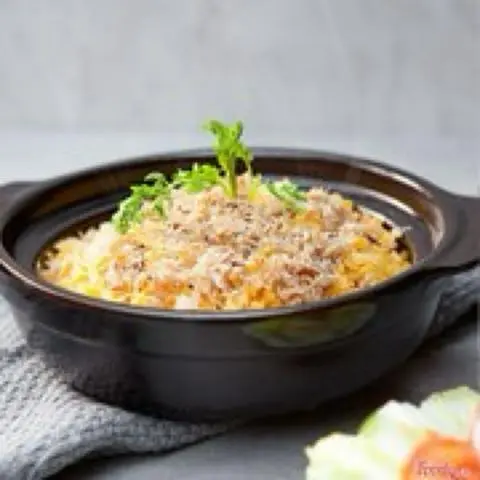 Hình ảnh Cơm chiên gà xé