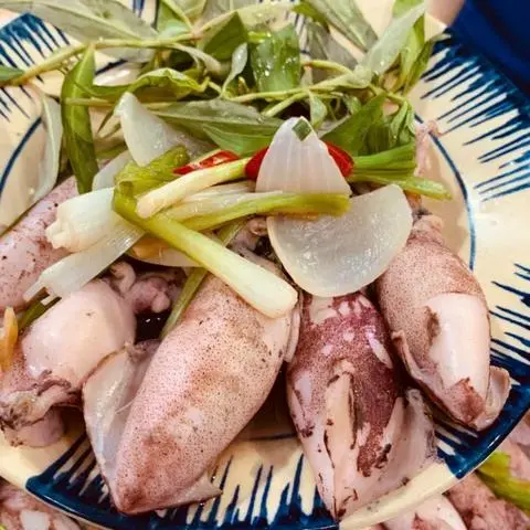 Hình ảnh mực  hấp hành gừng 