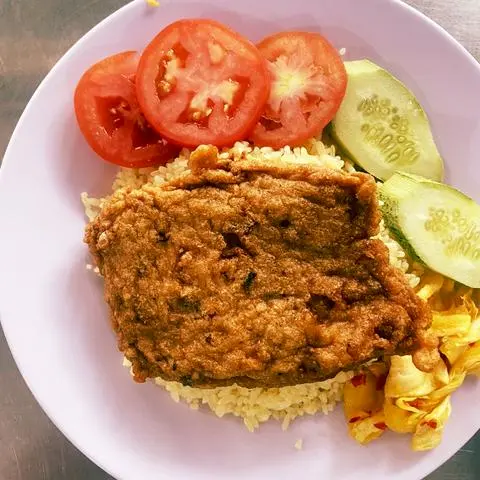 Hình ảnh Cơm Chiên Chả Cá 