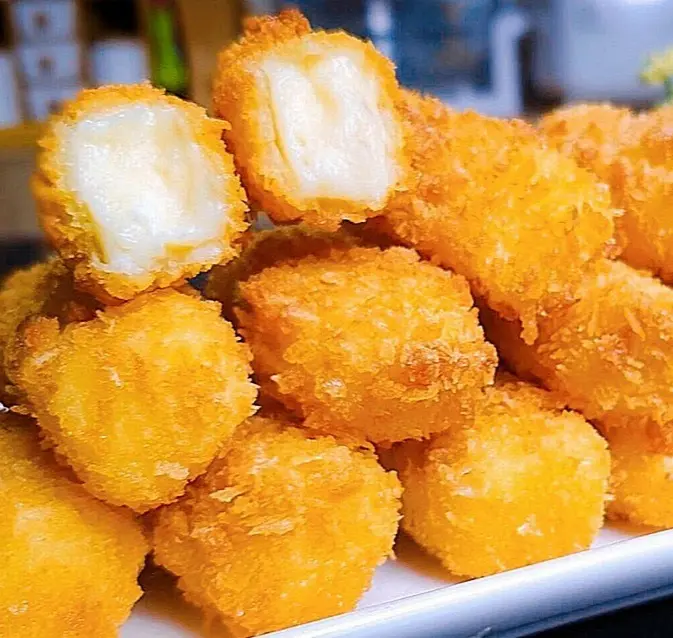Hình ảnh Bánh Sữa Tươi Chiên - 1 cái