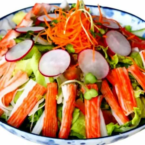 Hình ảnh Salad Thanh Cua - Crab Stick Salad + Sốt Mè