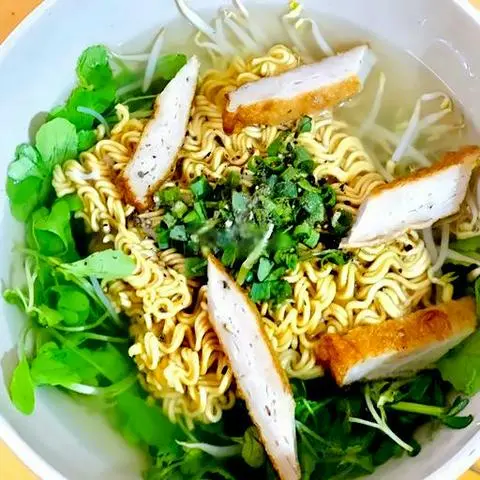 Hình ảnh Mì chả cá