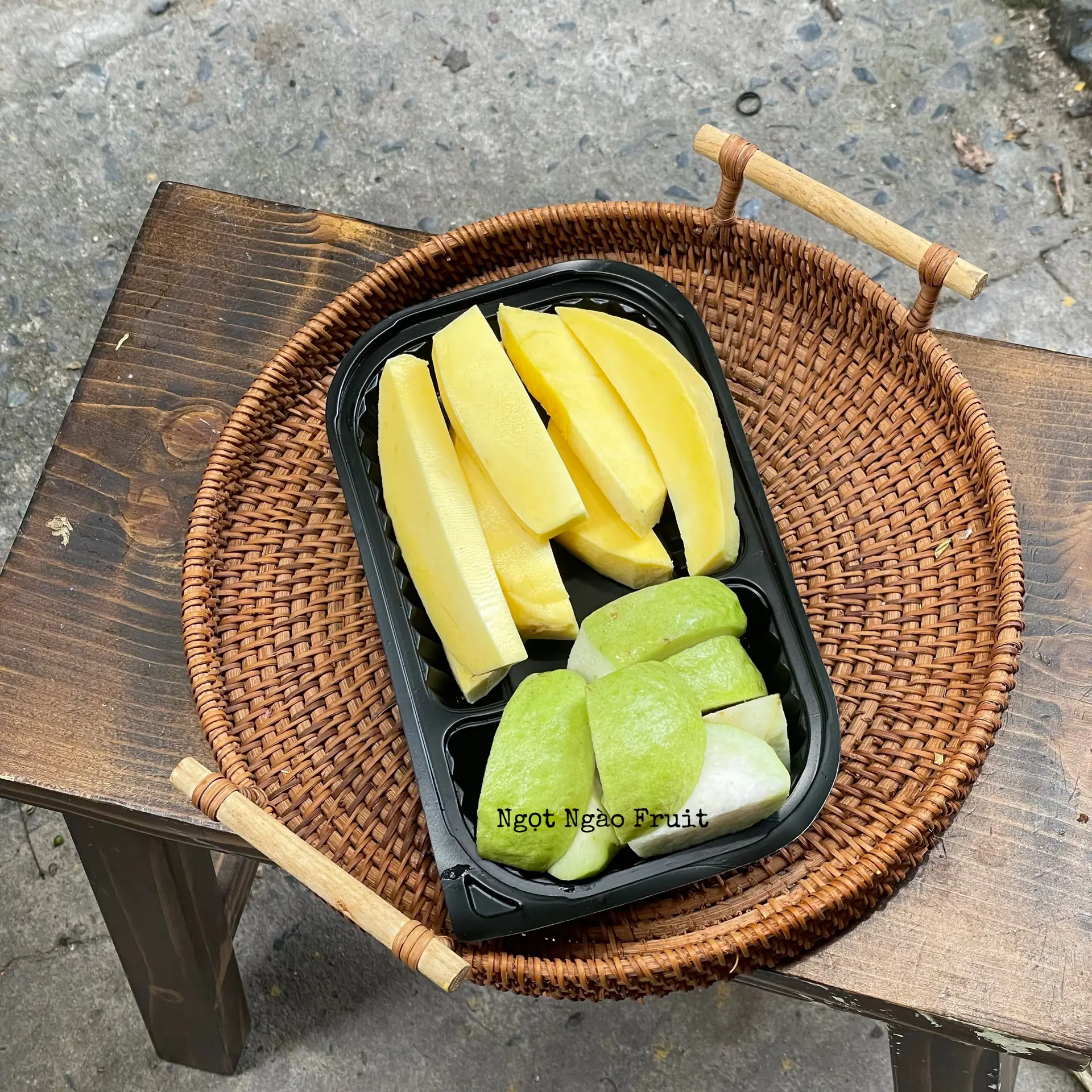 Hình ảnh Trái Cây : Xoài + Ổi   -350gr