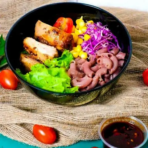 Hình ảnh Combo nui gạo lứt cá hồi - nước mát