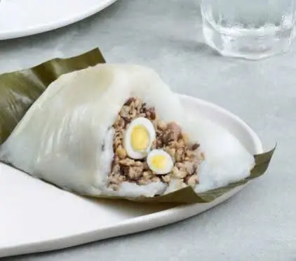 Hình ảnh Bánh Giò Nhân Thịt 2 trứng cút