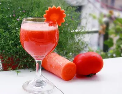 Hình ảnh Ép cà rốt + cà chua
