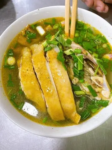 Hình ảnh BÚN MĂNG GÀ CHE