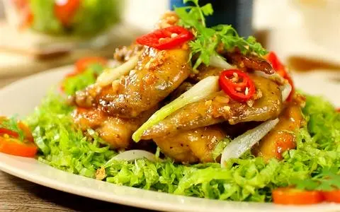 Hình ảnh cánh gà chiên nước mắm 