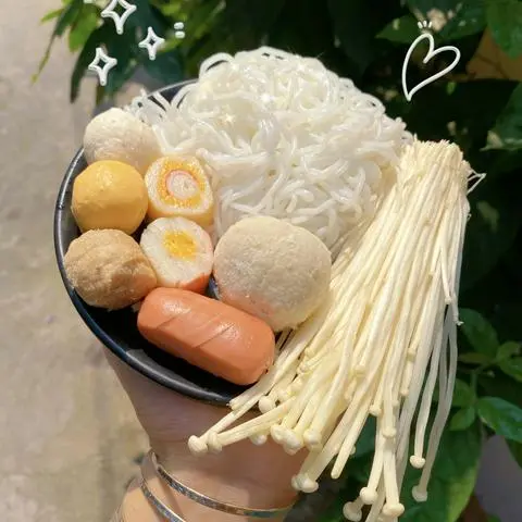 Hình ảnh Lẩu ly bún xiên que - tiết kiệm