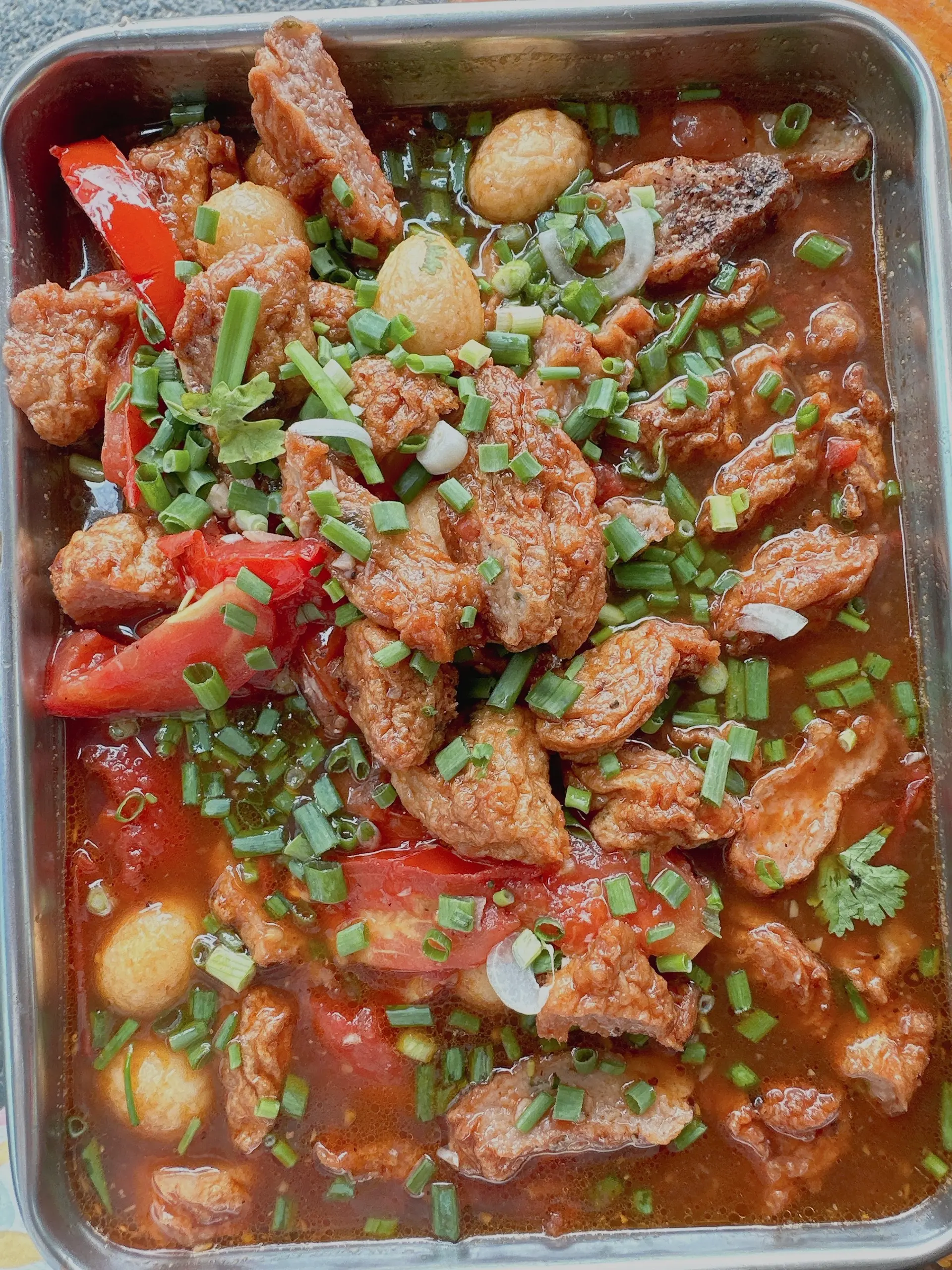 Hình ảnh Cơm Chả Cá Sốt Cà