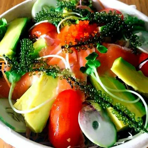 Hình ảnh Salad Cá Hồi Bơ - Avocado Salmon + Sốt Mè