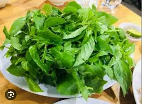 Hình ảnh Lá é thêm (1 phần)