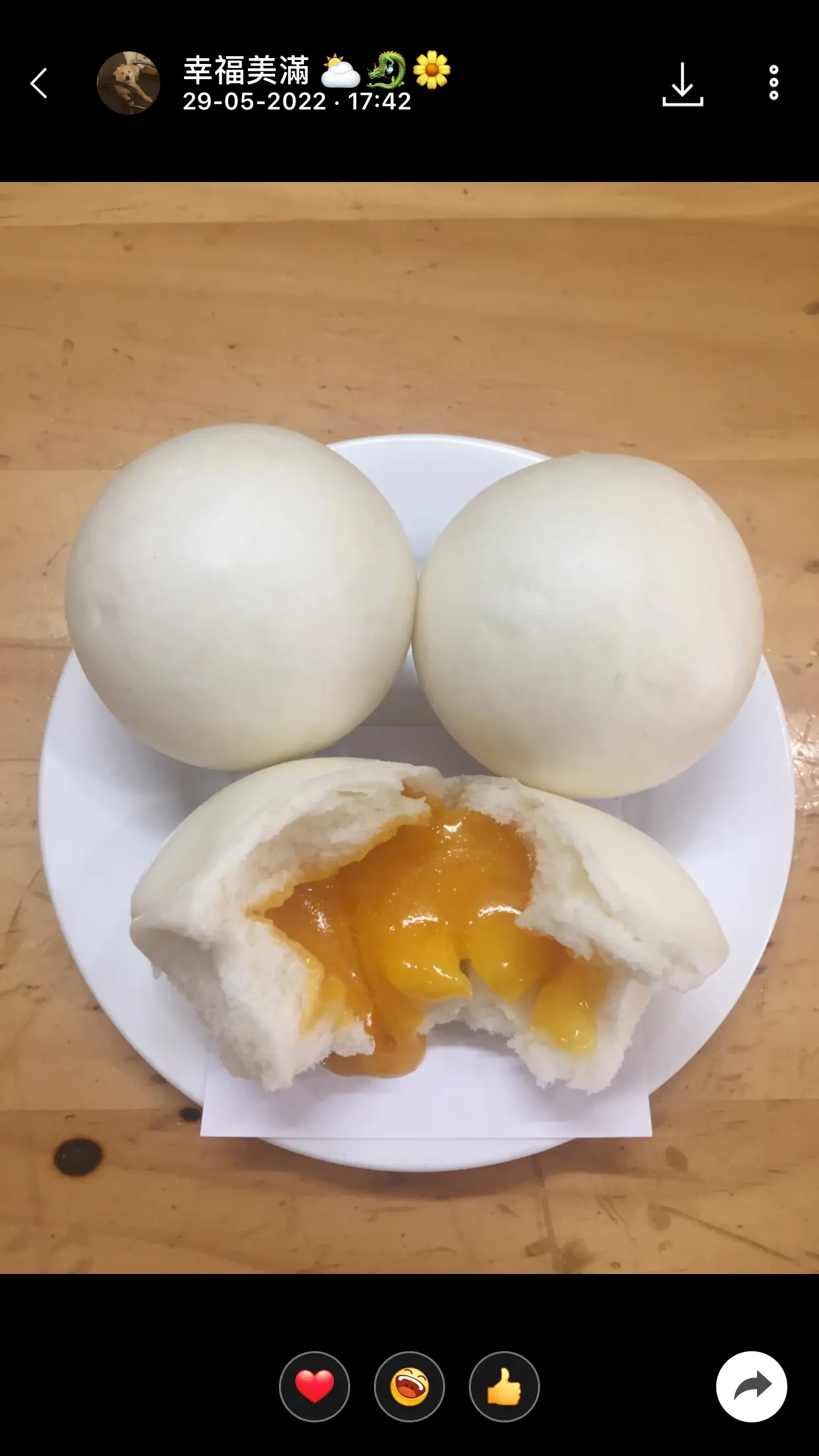 Hình ảnh Bánh Bao Kim Sa Tan Chảy
