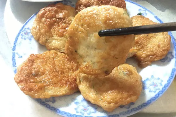 Hình ảnh Chả cá thác lát có pha cá khác nguyên chất - 100gr