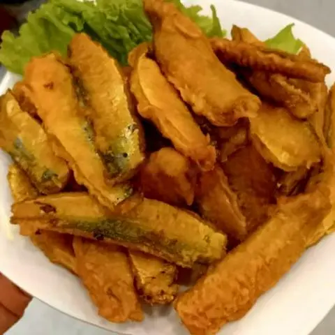 Hình ảnh Cá trích chiên giòn