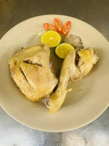 Hình ảnh Cơm Gà Luộc