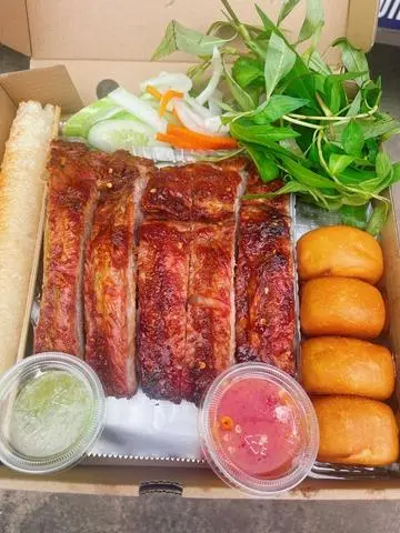 Hình ảnh Combo sườn sụn non quay