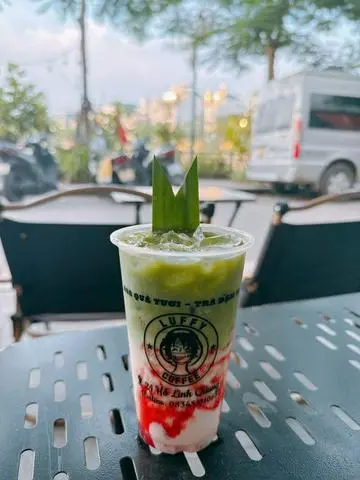 Hình ảnh Matcha latte dâu dầm
