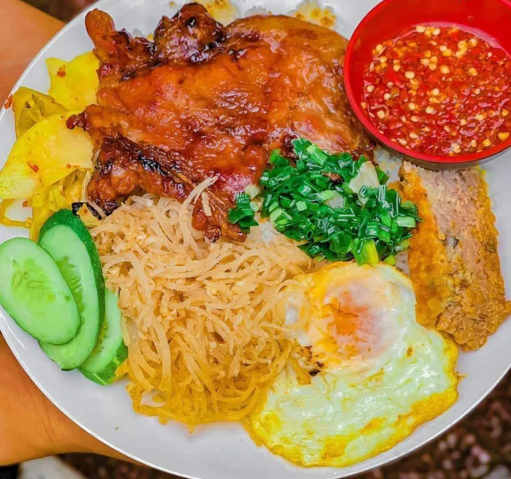Hình ảnh Cơm tấm sườn bì ốp la - 1 phần
