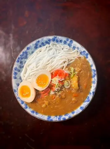 Hình ảnh Udon Curry Nhật và trứng lòng đào ngâm
