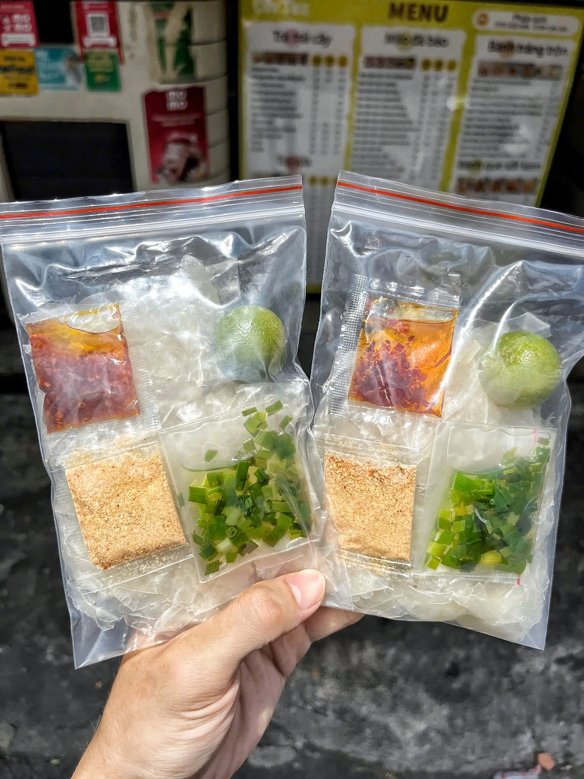 Hình ảnh Bánh Tráng Phơi Sương Sate Tắc Muối Mỡ Hành