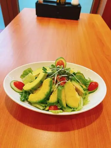 Hình ảnh Salad Bơ - Avocado + Sốt Mè