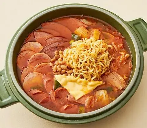 Hình ảnh 86. 미니부대찌개 / Lầu Xúc Xích Dăm Bông