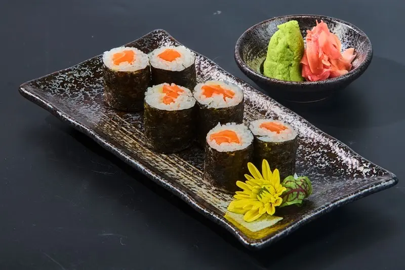 Hình ảnh Maki Cá Hồi