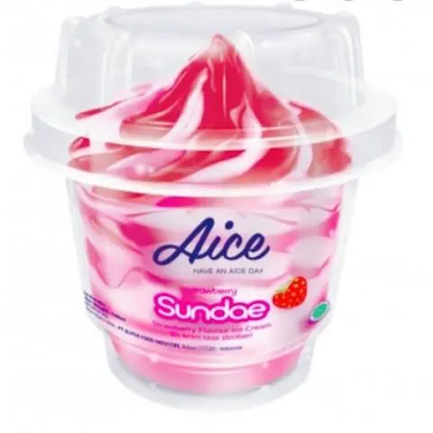 Hình ảnh Kem Aice Dâu Ly Có Syrup Dâu Rừng Thơm Ngon