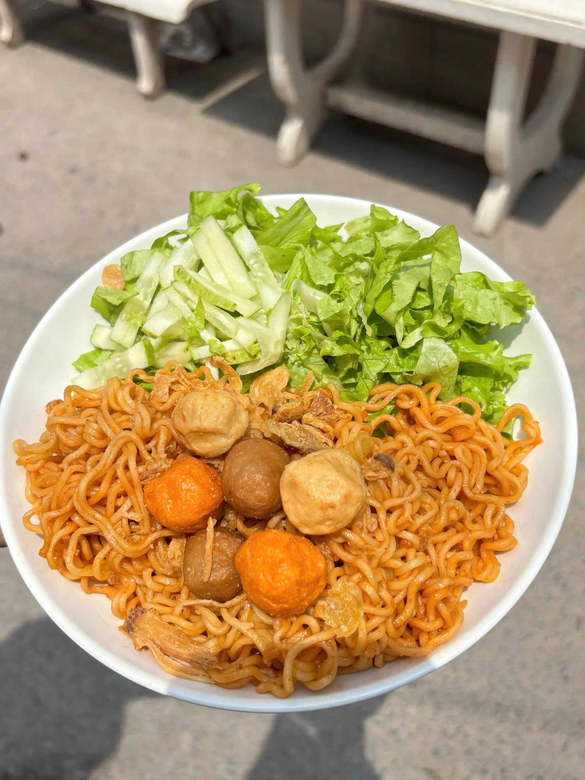 Hình ảnh Mì trộn Indomie viên chiên