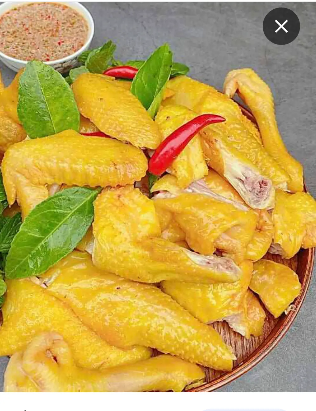 Hình ảnh Gà Ri Ủ Muối Đặc Biệt nguyên con 