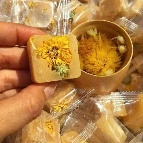 Hình ảnh Trà Hoa Cúc Đường Phèn Mật Ong 500g