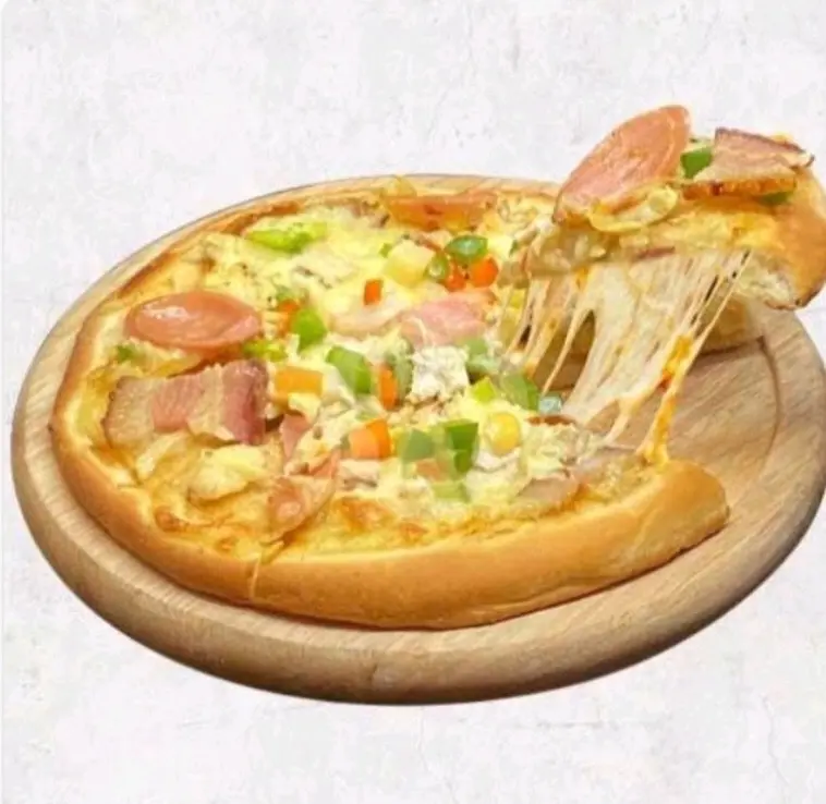 Hình ảnh Pizza thập cẩm - thịt xông khói - xúc xích - gà
