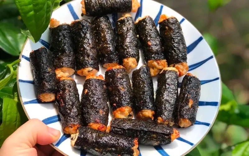 Hình ảnh gà cuộn rong biển