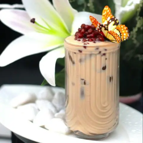 Hình ảnh Trà sữa kimito đậu đỏ - Kimito milk tea with red beans