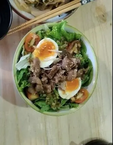 Hình ảnh Salad Bò Teri