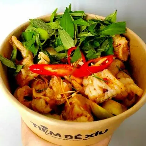 Hình ảnh Chân gà sốt thái rút xương (Size S)