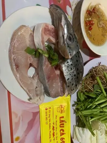 Hình ảnh 3 Loại Cá (Hồng+Hồi+Hú)