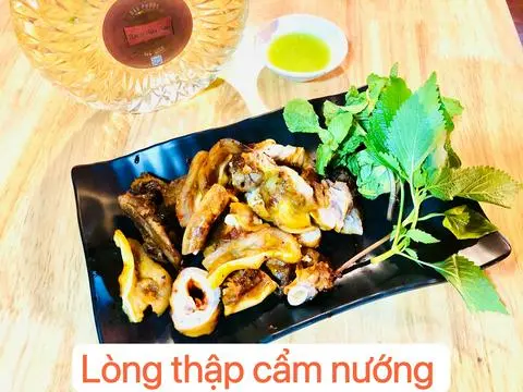 Hình ảnh Lòng thập cẩm nướng muối ớt 