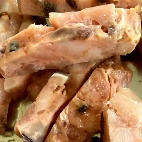 Hình ảnh Giò thủ thêm