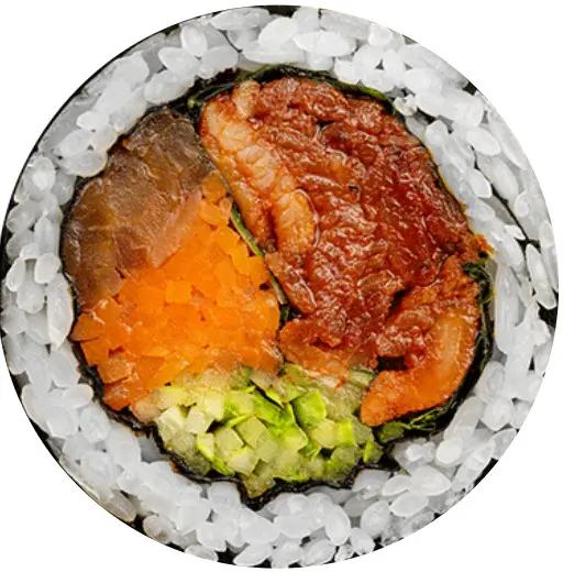 Hình ảnh Kimbap thịt heo xào (cay) - 매운 돼지고기 볶음 김밥