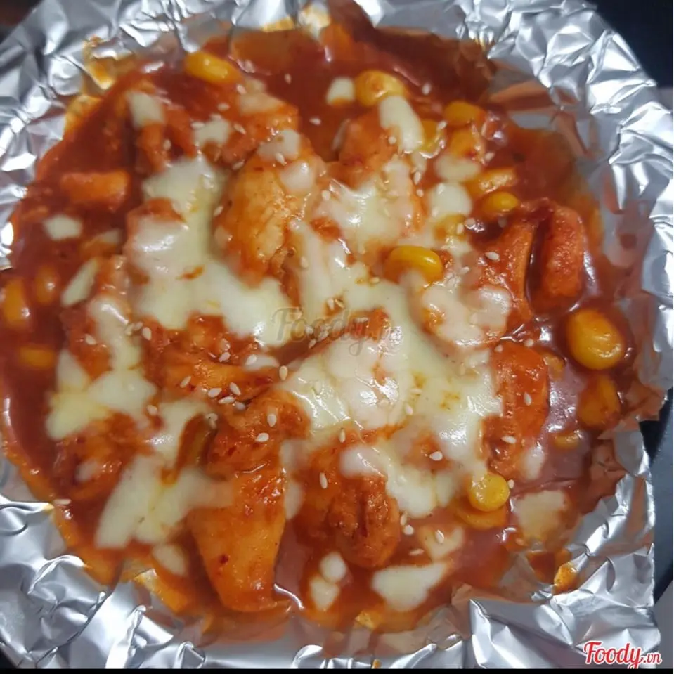 Hình ảnh Gà Sốt Cay Phô mai Mozzarella+ Bánh Gạo ( Món Cay không thể giảm độ cay)