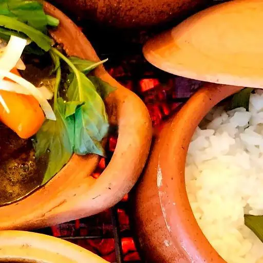 Hình ảnh Cơm niêu sườn bò kho